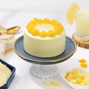 PINEAPPLE CAKE